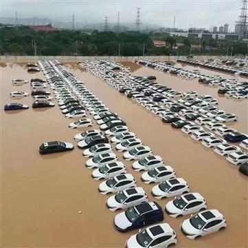 暴雨导致电动车泡水，更换电池太贵致整车报废